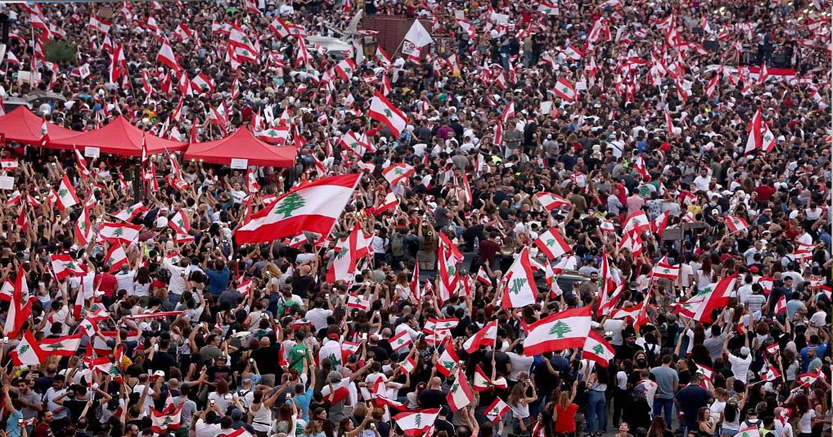 লেবাননে প্রাণঘাতী হামলা চালাচ্ছে ইসরায়েল, বৈরুতসহ দেশজুড়ে বিক্ষোভ