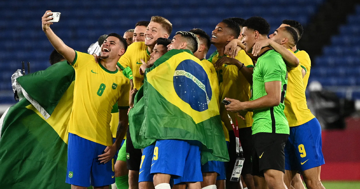 ব্রাজিল ফুটবলের পতনের দুই কারণ জানালেন রোমারিও