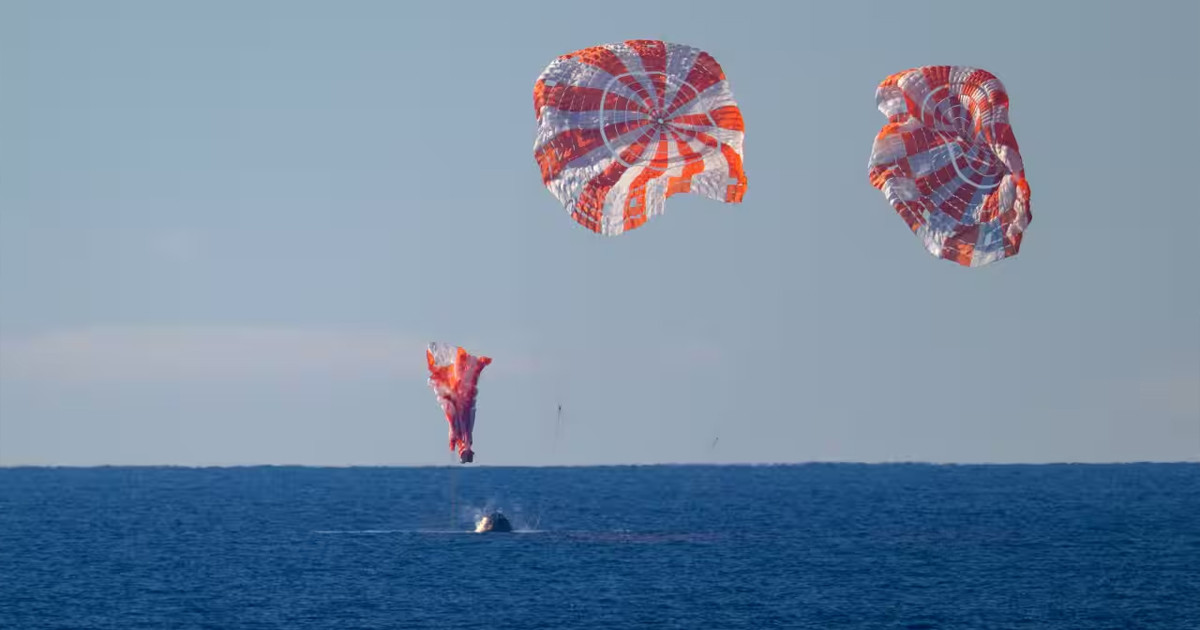 আর্টেমিস-২: পৃথিবীতে ফেরার পর কী করছেন নভোচারীরা
