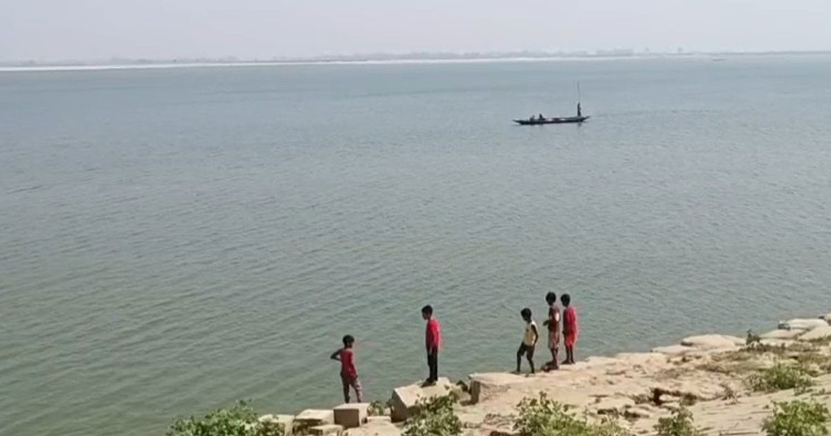 পদ্মা নদী থেকে রিকশাচালকের মরদেহ উদ্ধার