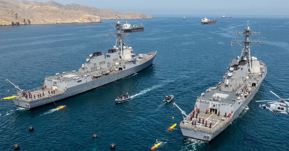 হরমুজ প্রণালিতে দুই মার্কিন রণতরী, অভিযান শুরু