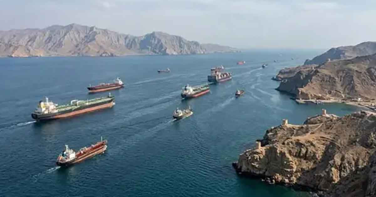 হরমুজ প্রণালীর মাইন নিয়ে যুক্তরাষ্ট্রের নতুন দাবি