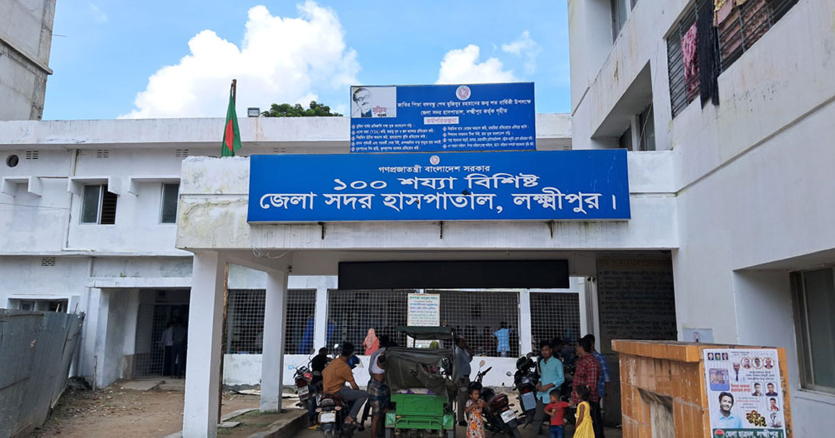 ছেলেসহ ৩ জনকে কুপিয়ে ছাদ থেকে লাফ দিয়ে সাবেক কনস্টেবলের মৃত্যু