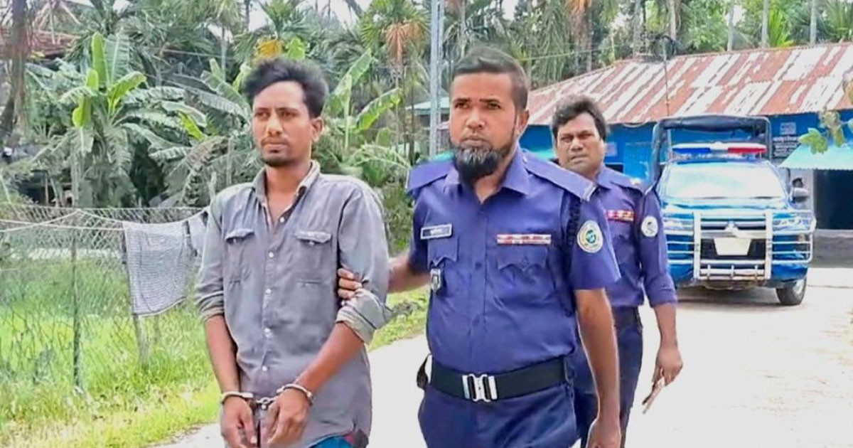 মেয়ের সামনে মাকে দলবদ্ধ ধর্ষণের পর মালামাল লুট