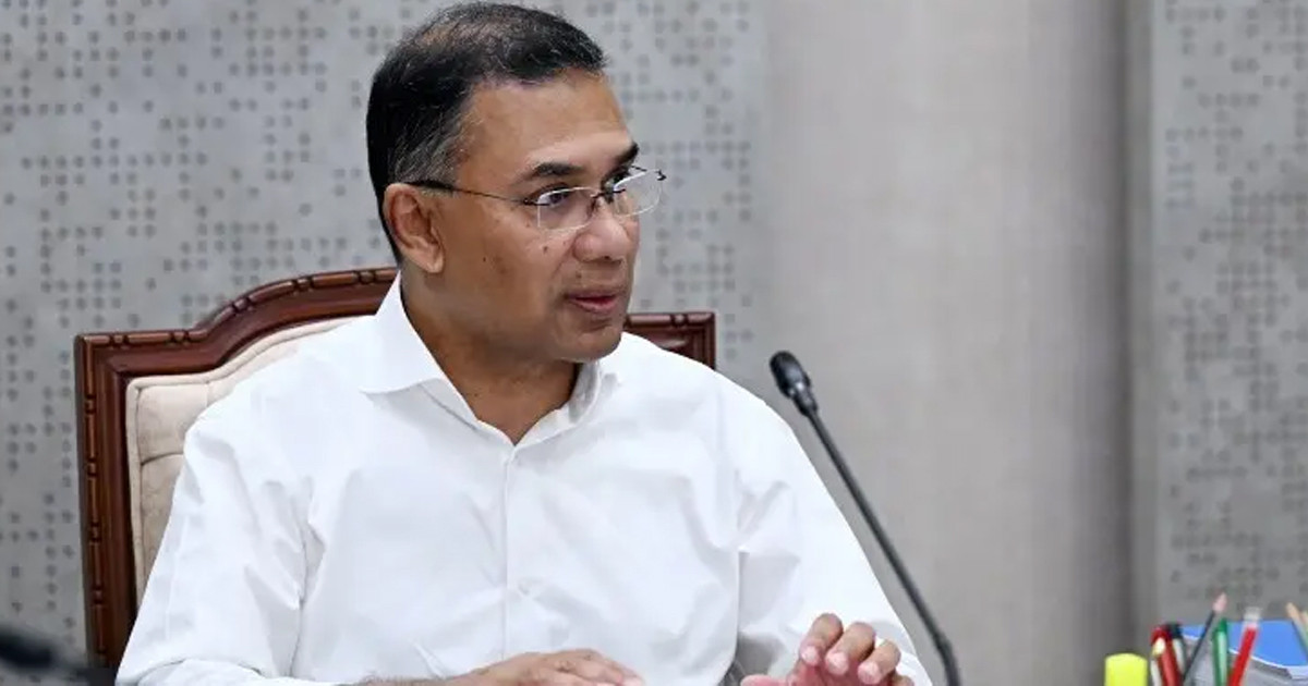 অর্থনৈতিক চ্যালেঞ্জ মোকাবিলায় ব্যবসায়ীদের সঙ্গে আবারও বৈঠক প্রধানমন্ত্রীর