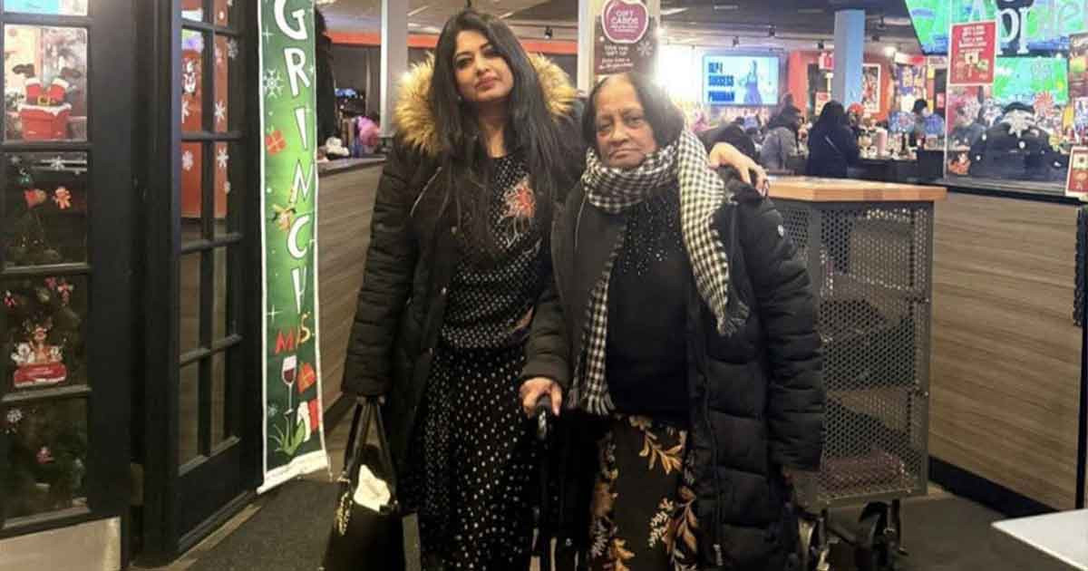 মৌসুমীর মা অসুস্থ হয়ে হাসপাতালে, দোয়া চাইলেন ওমর সানী