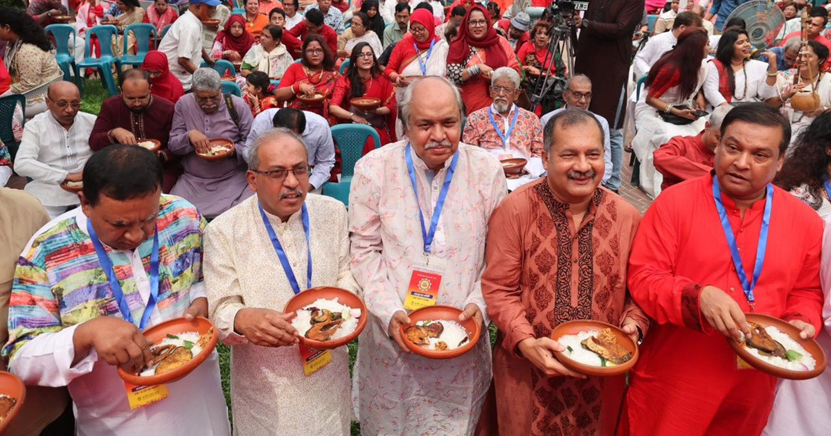 জাতীয় প্রেস ক্লাবে বর্ণাঢ্য বর্ষবরণ