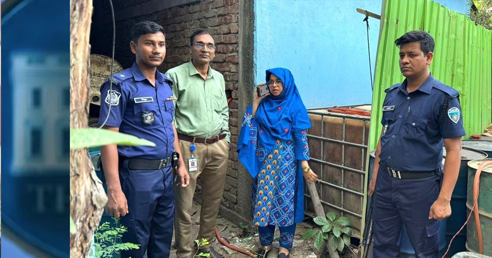 ব্যবসায়ীর বাড়িতে ৫ হাজার ৫০০ লিটার তেল, ৫০ হাজার টাকা জরিমানা