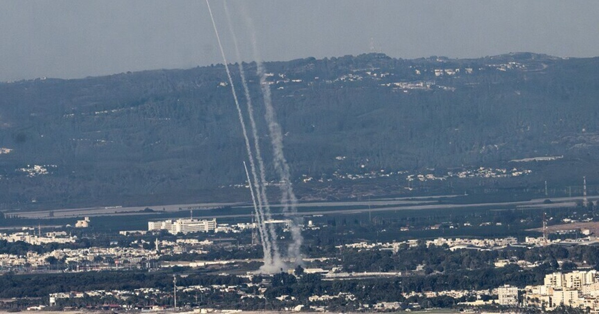 ইসরায়েলে দফায় দফায় রকেট হামলা