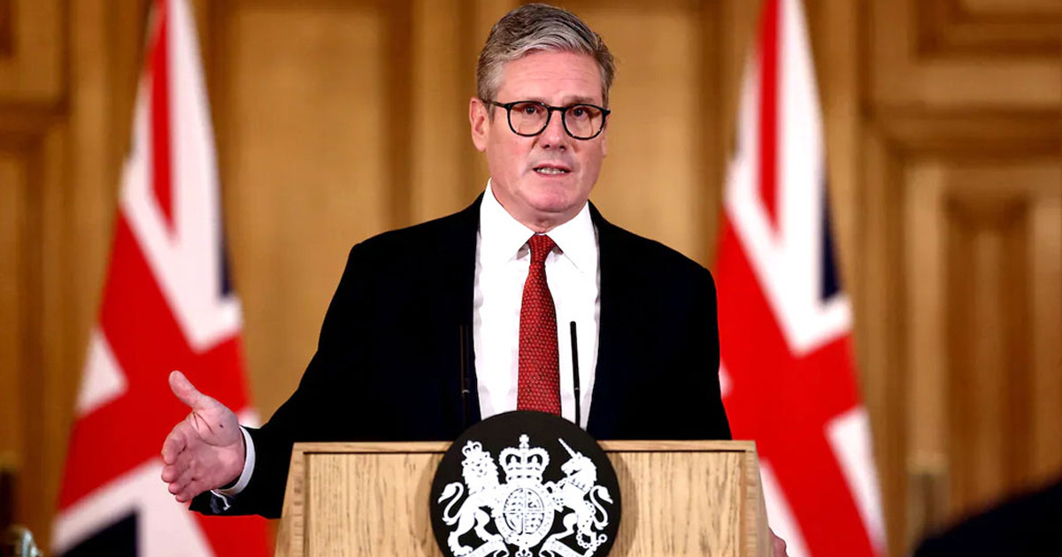 ইরান যুদ্ধে যোগ দেওয়ার চাপের কাছে নতি স্বীকার করবেন না স্টারমার