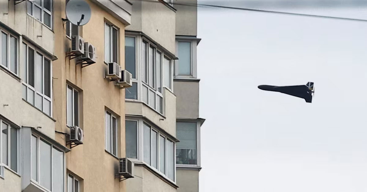 রাশিয়ার রাতভর হামলা, কিয়েভসহ বিভিন্ন শহরে নিহত ১৩