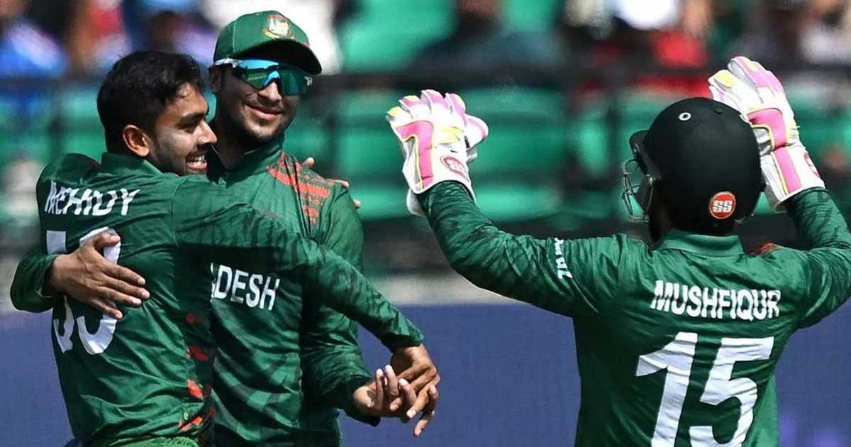 সাকিব ও মুশফিকের ওয়ানডে দলে ফেরা নিয়ে যা বললেন মিরাজ