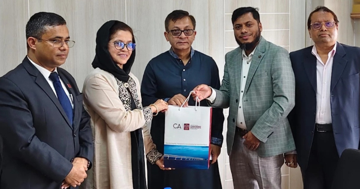 বাণিজ্য মন্ত্রীর সঙ্গে আইসিএবি প্রতিনিধিদলের সাক্ষাৎ
