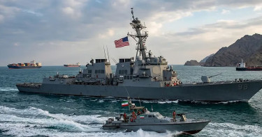 হরমুজে ‘পুলিশি ভূমিকা’ নিলে মার্কিন জাহাজ ডুবানোর হুঁশিয়ারি ইরানের