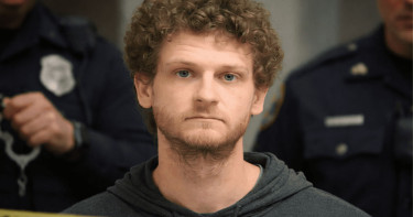 অভিনেতা ইথান জেমিসন গ্রেপ্তার