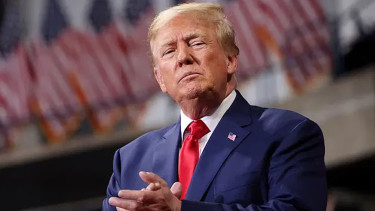 যুক্তরাষ্ট্র-ইরান সংলাপ: নিজেই পাকিস্তান যেতে পারেন ট্রাম্প