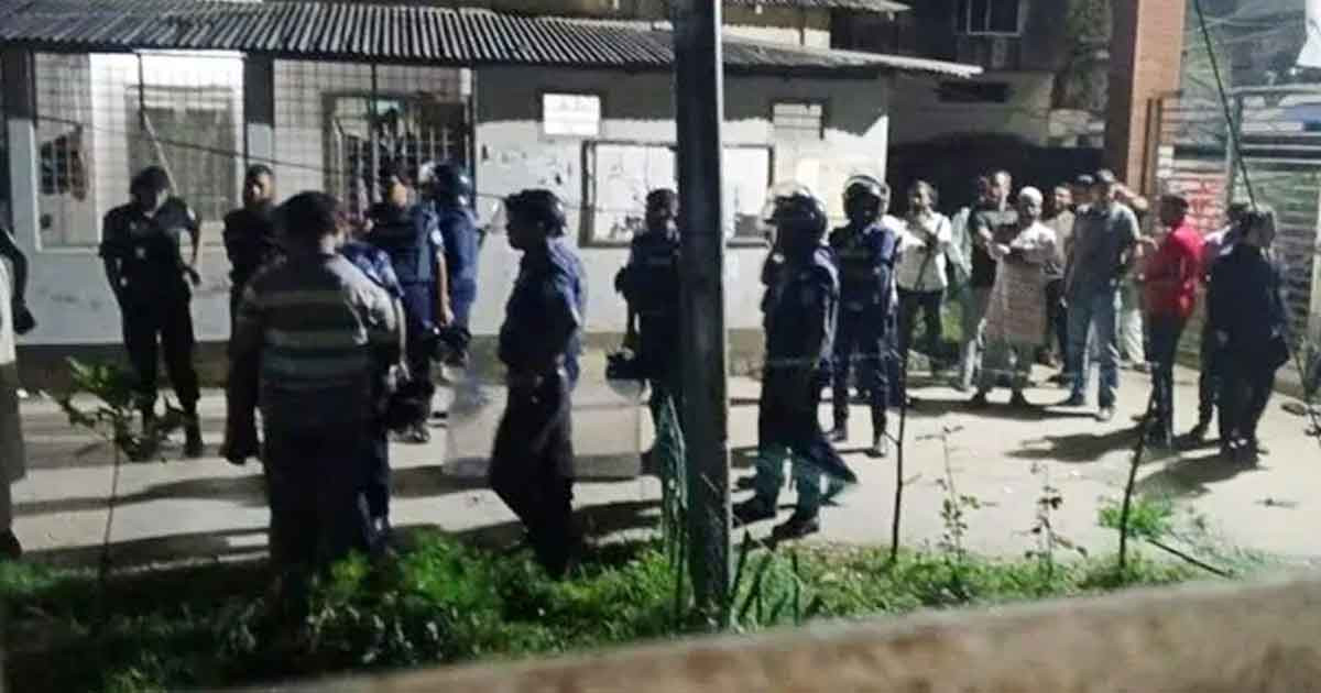 ময়মনসিংহ মেডিকেলে ছাত্রদলের দু’পক্ষের সংঘর্ষ