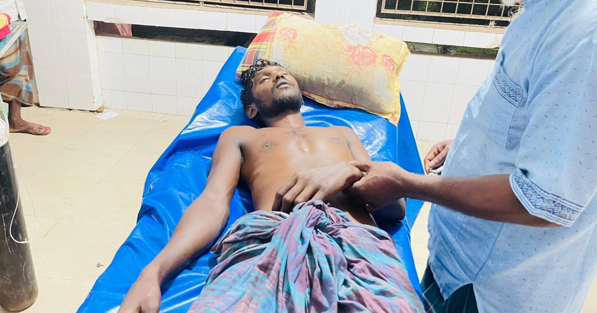 সাপের কামড়ে যুবকের মৃত্যু