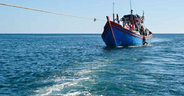 সমুদ্রপথে মৃত্যুর মিছিল: এক বছরেই নিখোঁজ বা মৃত ৯০০ রোহিঙ্গা