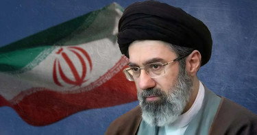 সাহসিকতার সঙ্গে দেশ রক্ষায় লড়ছে ইরানের সেনাবাহিনী: মোজতবা খামেনি