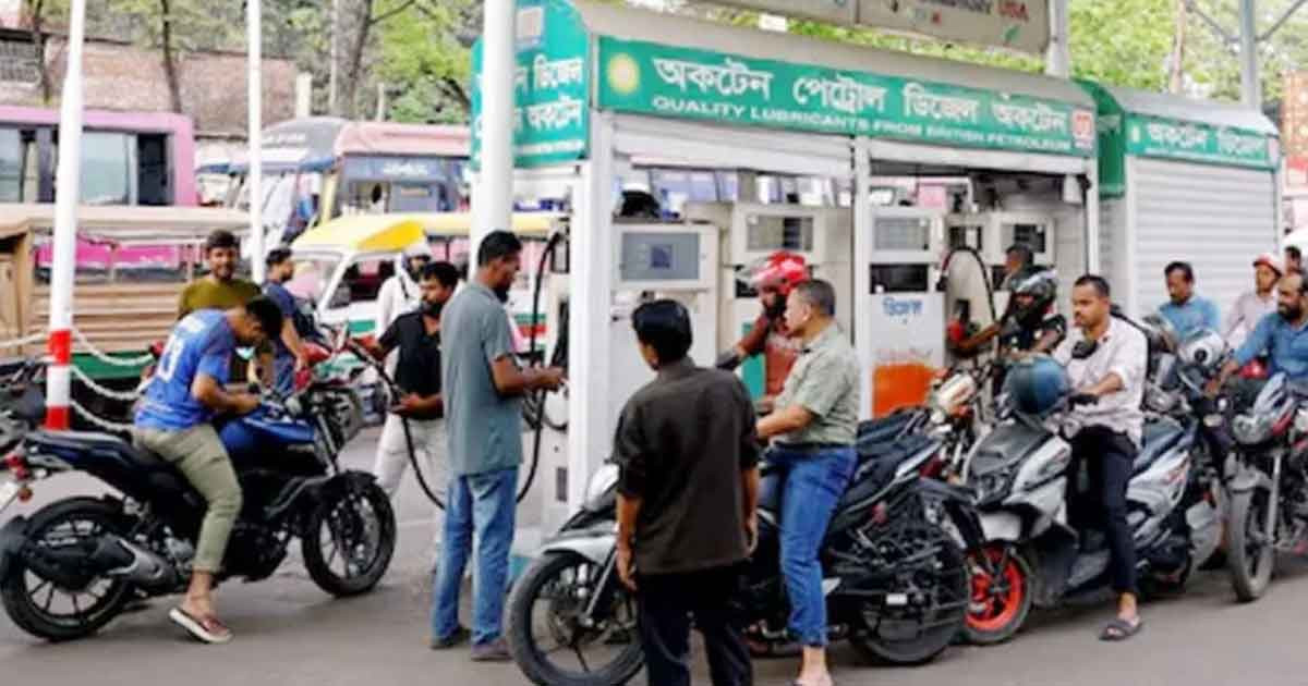 তেলের দাম বাড়লেও কমেনি ভোগান্তি, রাজধানীর পাম্পে দীর্ঘ লাইন