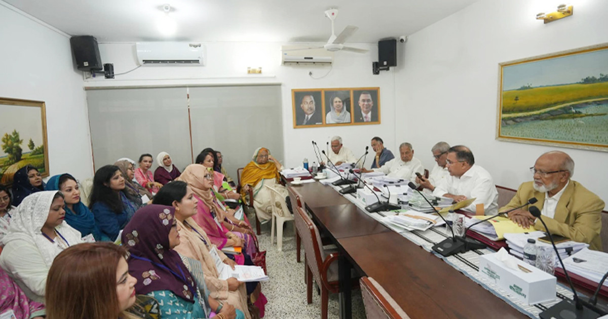 রাত ৩টা পর্যন্ত অফিশিয়াল কাজ করেছেন প্রধানমন্ত্রী