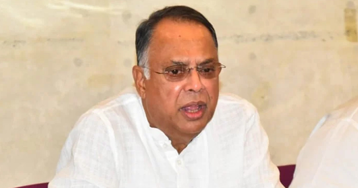 বাধ্য হয়ে সরকার তেলের দাম বাড়িয়েছে: জ্বালানি মন্ত্রী