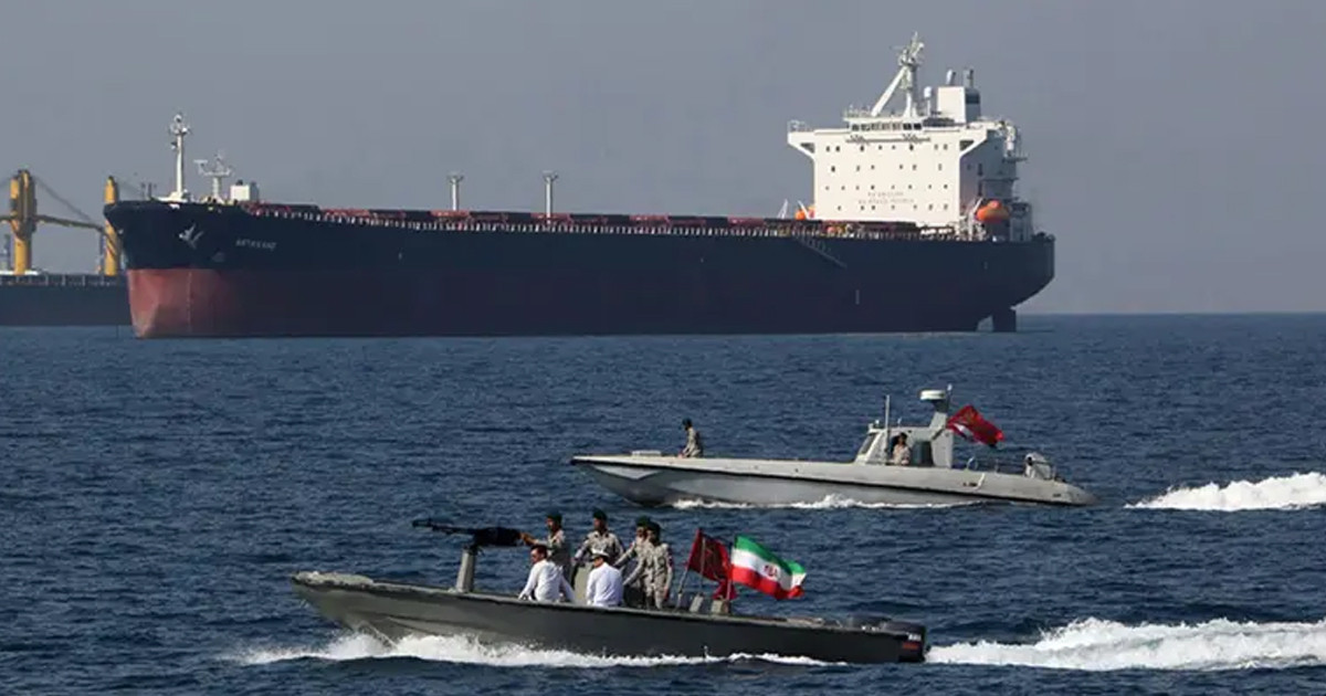 হরমুজ প্রণালি থেকে দুই দেশের জাহাজ ফিরিয়ে দিলো ইরান