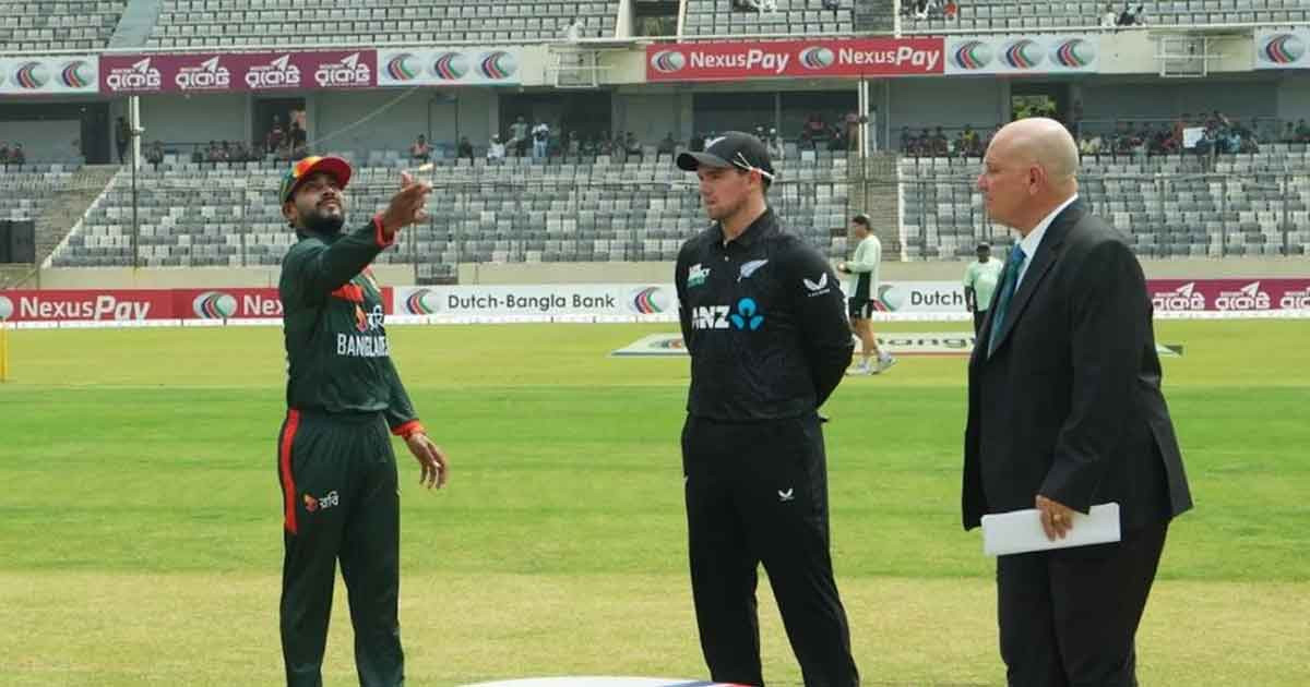 ২য় ওয়ানডে:  নিউজিল্যান্ডের বিপক্ষে ফিল্ডিংয়ে বাংলাদেশ