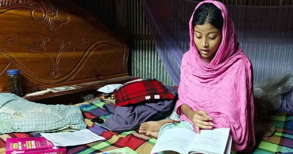 দুই বছর মানবিক পড়ে জানতে পারলেন তিনি ‘বাণিজ্য’র ছাত্রী!