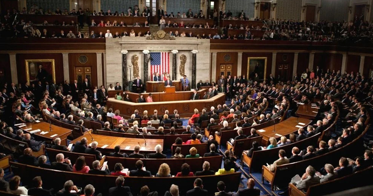 ট্রাম্পের যুদ্ধক্ষমতা কমাতে সিনেটে আবারও ভোট চান ডেমোক্রেটরা