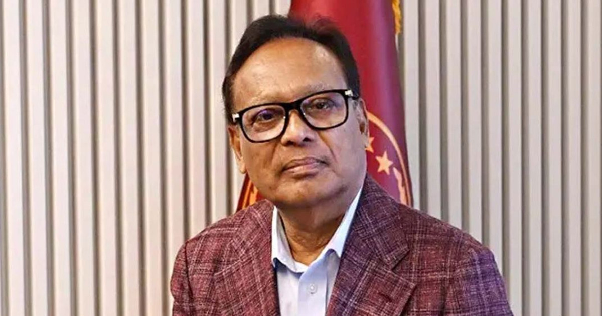 ‘কন্টেন্ট ক্রিয়েটর’ পরিচয়ে অনুমতি ছাড়া ভিডিও প্রচার করলে আইনে দ্রুত বিচার