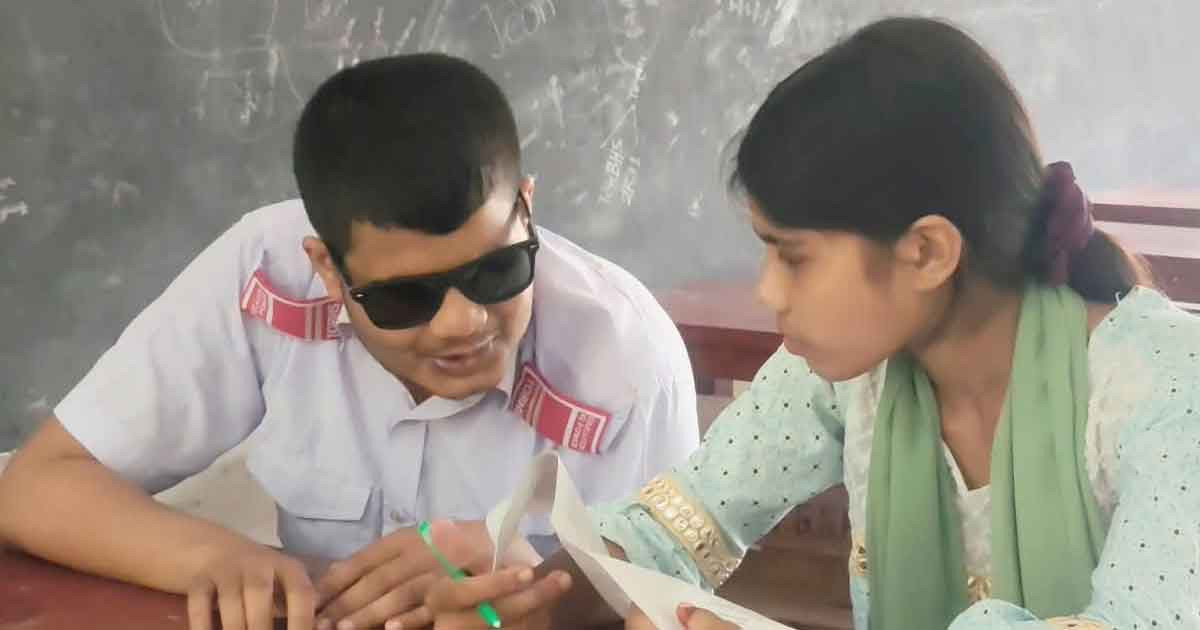 দৃষ্টি নেই, তবু স্বপ্ন অটুট