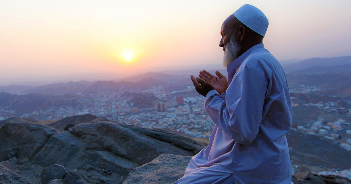মক্কা ও মদিনায় যেসব আমল বেশি করবেন
