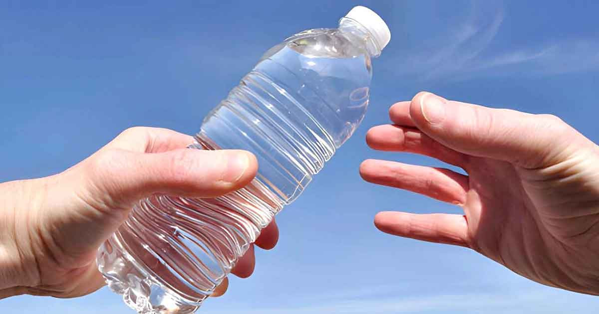 মানুষকে পানি পান করানো সওয়াবের কাজ