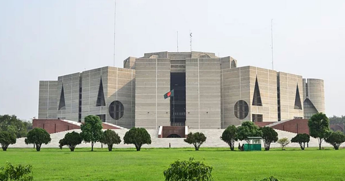 ভোটে নির্বাচিত ও সংরক্ষিত নারী আসনের এমপির মধ্যে পার্থক্য কোথায়?