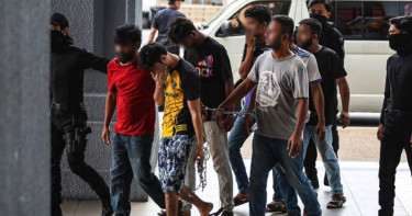 মালয়েশিয়ায় বাংলাদেশি দোকানিকে তুলে নিয়ে দেশ থেকে মুক্তিপণ আদায়