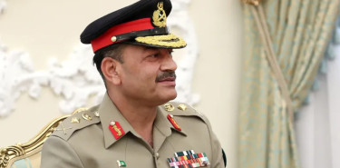 ভারত থেকে ইরান: দুই যুদ্ধের ছায়ায় যেভাবে পাকিস্তানের সেনাপ্রধানের উত্থান