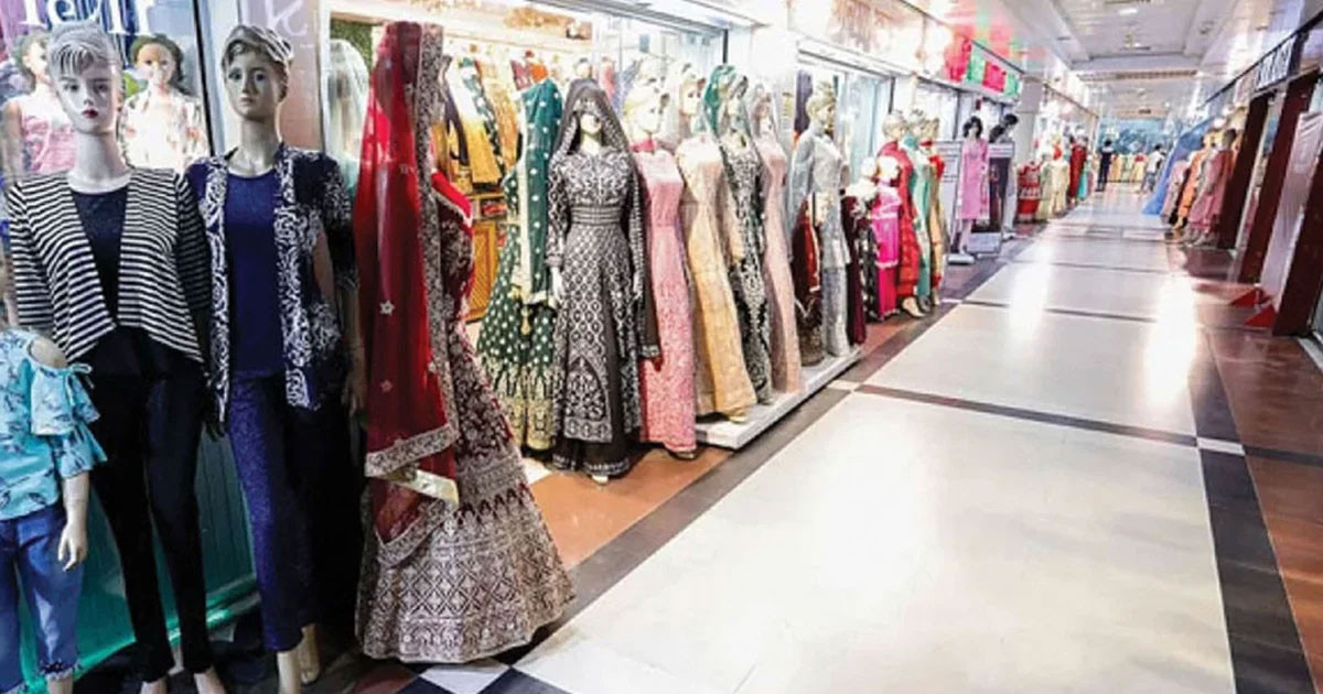 সন্ধ্যা ৭টার মধ্যে দোকান শপিং মল বন্ধের নির্দেশ