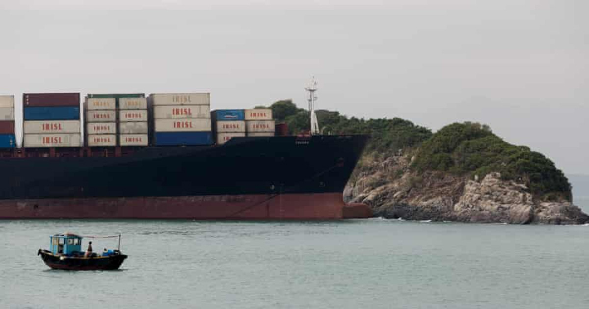 হামলা করতে তেড়ে আসছিল মার্কিন সেনারা, এরপরও নিরাপদে বন্দরে ভিড়ল ইরানি জাহাজ