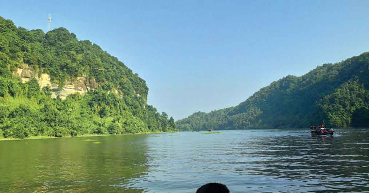 কাপ্তাই হ্রদে তিন মাস মাছ ধরায় নিষেধাজ্ঞা