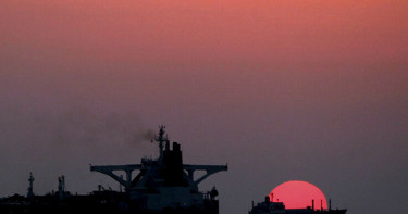 ট্রাম্পের দাবি, হরমুজে ক্ষতি ইরানের—বাস্তবতা কী?