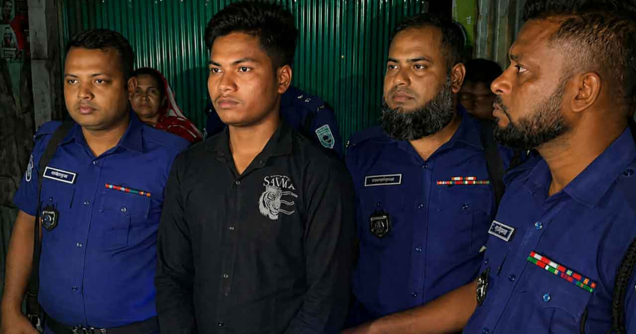 ফেসবুকে পানি সম্পদ প্রতিমন্ত্রীকে নিয়ে আপত্তিকর পোস্ট, কলেজছাত্র গ্রেপ্তার