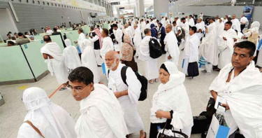 সৌদি আরবে পৌঁছালেন ৩২ হাজার হজযাত্রী