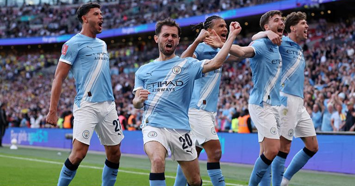 নাটকীয় জয়ের পর ফাইনালে উঠে ইতিহাস গড়ল ম্যানচেস্টার সিটি