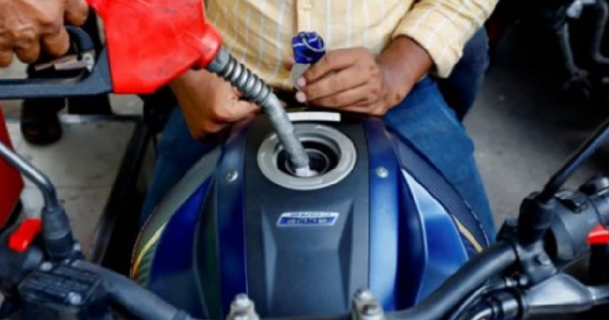 জ্বালানি তেল সংগ্রহে কমেছে ভোগান্তি