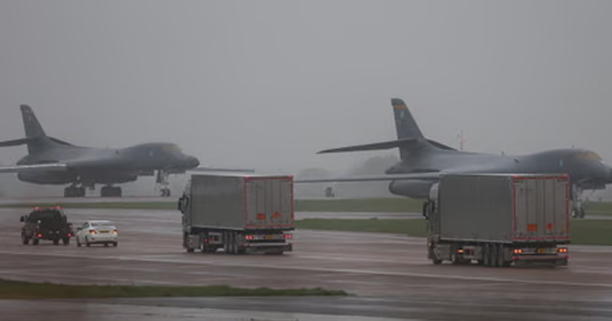 ইরান যুদ্ধে ব্যবহৃত যুক্তরাজ্যের বিমানঘাঁটিতে আগুন