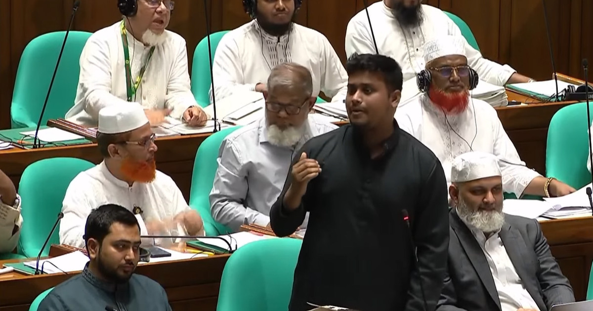 আমরা শুধু মতপ্রকাশ না, দ্বিমত প্রকাশেরও স্বাধীনতা চাই: হাসনাত আব্দুল্লাহ