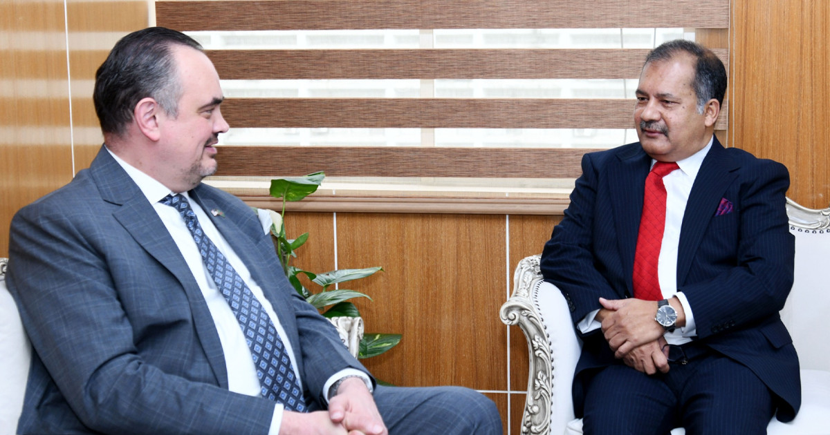 গণমাধ্যমের স্বাধীনতা নিশ্চিতে বদ্ধপরিকর সরকার: মার্কিন রাষ্ট্রদূতকে তথ্যমন্ত্রী