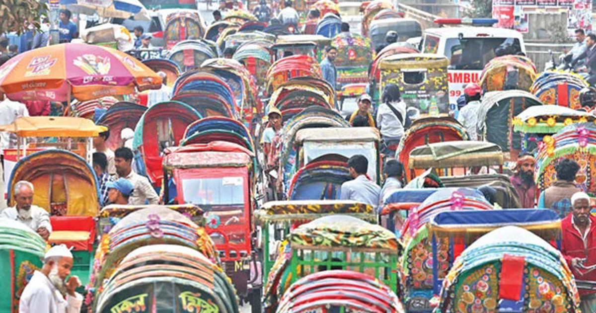 নিয়ন্ত্রণহীন অটোরিকশা